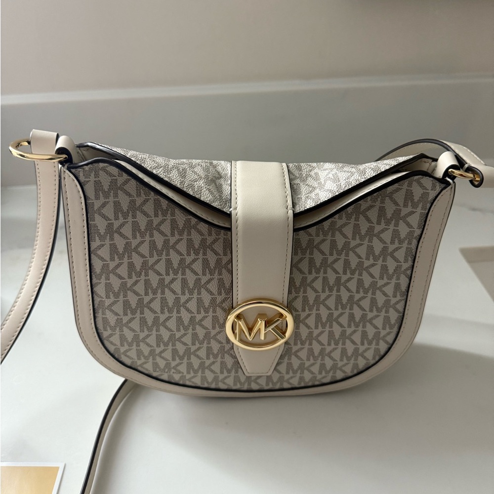 Michael Kors Cream and Women's new without tag